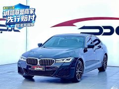 BMW 5 Series 530Li Premier M Sport Package - ფოტო 1