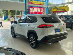 Toyota Frontlander 2.0L CVT Luxury - ფოტო 13