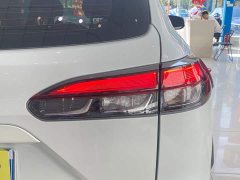 Toyota Frontlander 2.0L CVT Luxury - ფოტო 16