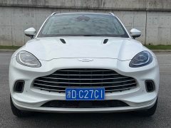 Aston Martin DBX 4.0T V8 Return to Simplicity - ფოტო 1