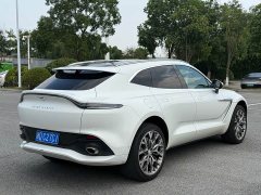 Aston Martin DBX 4.0T V8 Return to Simplicity - ფოტო 5