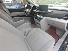 Buick GL8 Land Business Class Smart Edition - ფოტო 7