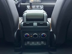 Land Rover Defender 2020 110 P400 HSE - ფოტო 15
