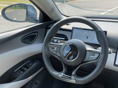 BYD Dolphin 06 DM-i Touring DM-i 150KM Flagship - ფოტო 17