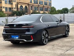 BMW 7 Series Facelift 740Li Luxury M Sport Package - ფოტო 7