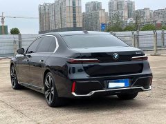 BMW 7 Series Facelift 740Li Luxury M Sport Package - ფოტო 9
