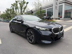 BMW 5 Series (Imported) 525i M Sport Package - ფოტო 3