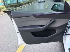 Tesla Model Y Rear-Wheel Drive - ფოტო 16
