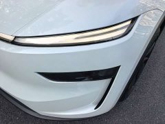 Tesla Model Y Rear-Wheel Drive - ფოტო 19
