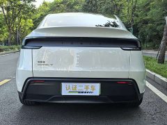 Tesla Model Y Rear-Wheel Drive - ფოტო 7