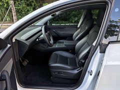 Tesla Model Y Rear-Wheel Drive - ფოტო 9