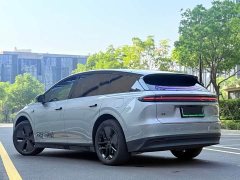 Li Auto i6 2025 Two-Wheel Drive Standard - ფოტო 10