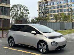 Baojun Yunduo 2023 460 Max - ფოტო 3