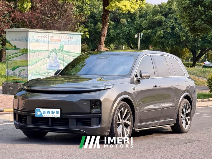 Li Auto L8 Pro - ავტომობილი ჩინეთიდან