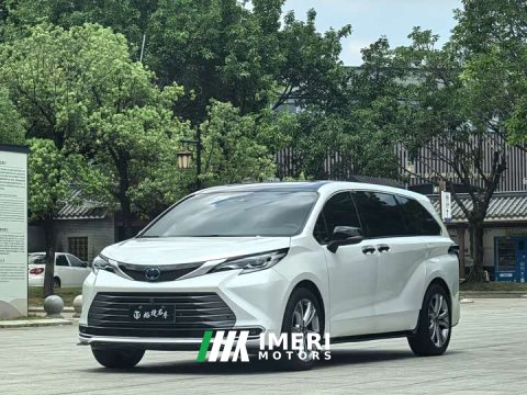 2024 Toyota Sienna 2.5L Hybrid Premium Edition - ავტომობილი ჩინეთიდან