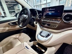 Mercedes-Benz V-Class 2022 V 260 Navigator Edition - ფოტო 18