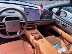 Li Auto i6 2025 Two-Wheel Drive Standard - ფოტო 2