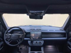 Land Rover Defender 110 3.0T P400 Dark Edition - ფოტო 4