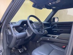 Land Rover Defender 110 3.0T P400 Dark Edition - ფოტო 9