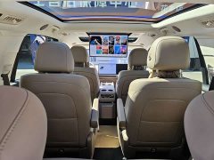 Li Auto i8 2025 Standard Edition - ფოტო 13