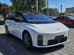 Li Auto i8 2025 Standard Edition - ფოტო 2