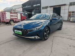 Hyundai Elantra 1.5L CVT Luxury - ფოტო 1