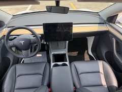 Tesla Model Y Rear-Wheel Drive - ფოტო 5