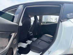 Tesla Model Y Rear-Wheel Drive - ფოტო 6