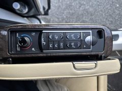 Toyota Vellfire Crown Hybrid 2.5L HV Luxury Edition - ფოტო 11