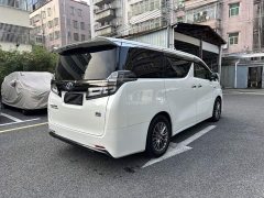 Toyota Vellfire Crown Hybrid 2.5L HV Luxury Edition - ფოტო 7