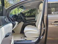 Buick GL8 Land Business Class Comfort Edition - ფოტო 9