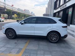 Porsche 2019 Cayenne 3.0T - ფოტო 4