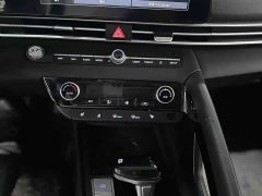 Hyundai Elantra 1.5L CVT Luxury - ფოტო 5
