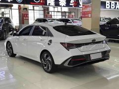 Hyundai Elantra 1.5L CVT Luxury - ფოტო 8
