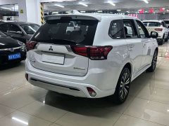 Mitsubishi Outlander 2021 2.0L FWD Comfort 5-Seater - ფოტო 8