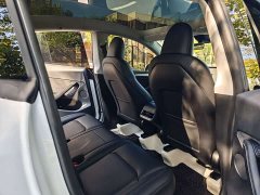 Tesla Model Y Rear-Wheel Drive - ფოტო 8