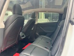 Tesla Model Y Rear-Wheel Drive - ფოტო 6