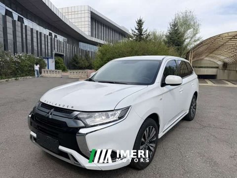 2022 Mitsubishi Outlander 2021 Facelift 2.0L FWD Comfort 5-Seater - ავტომობილი ჩინეთიდან