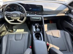 Hyundai Elantra 2023 1.5L CVT Luxury - photo 13