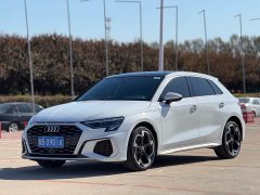 Audi A3 Sportback 35 TFSI Luxury Sport - photo 1