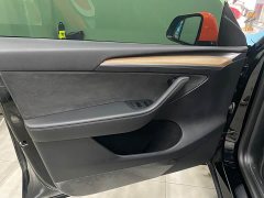 Tesla Model Y Standard Range RWD - ფოტო 12