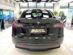 Tesla Model Y Standard Range RWD - ფოტო 4