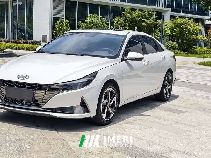 Hyundai Elantra 240TGDi DCT LUX Luxury Edition - car from China