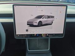 Tesla Model Y Rear-Wheel Drive - ფოტო 13
