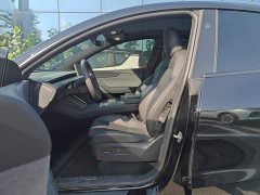 Tesla Model Y Rear-Wheel Drive - ფოტო 9