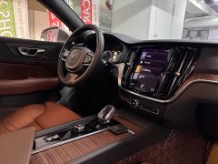 Volvo S60 2022 B4 Intelligent Remote Luxury Edition - ფოტო 18