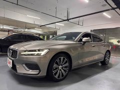 Volvo S60 2022 B4 Intelligent Remote Luxury Edition - ფოტო 2