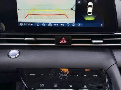Hyundai Elantra 1.5L CVT Luxury - photo 15