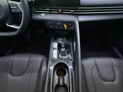 Hyundai Elantra 1.5L CVT Luxury - photo 17