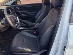 Hyundai Elantra 1.5L CVT Luxury - photo 17
